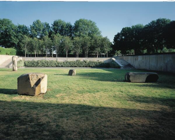Constellation (for Louis Kahn)